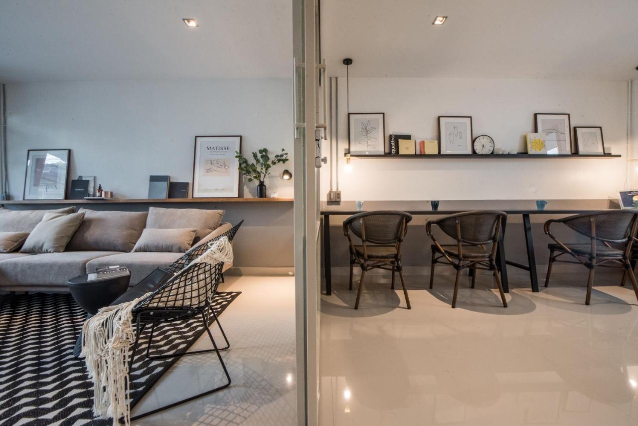 Aridom Designer Loft House Villa Bangkok Exteriör bild