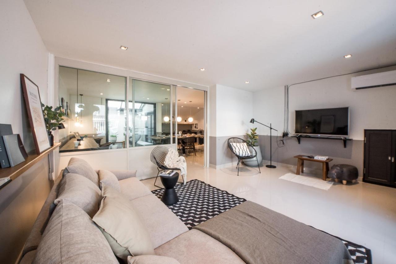 Aridom Designer Loft House Villa Bangkok Exteriör bild