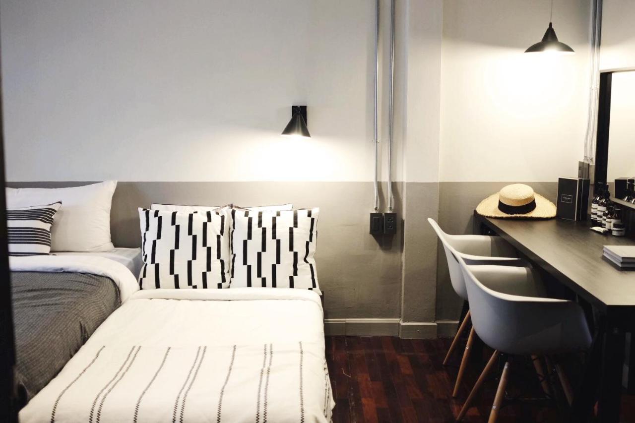 Aridom Designer Loft House Villa Bangkok Exteriör bild
